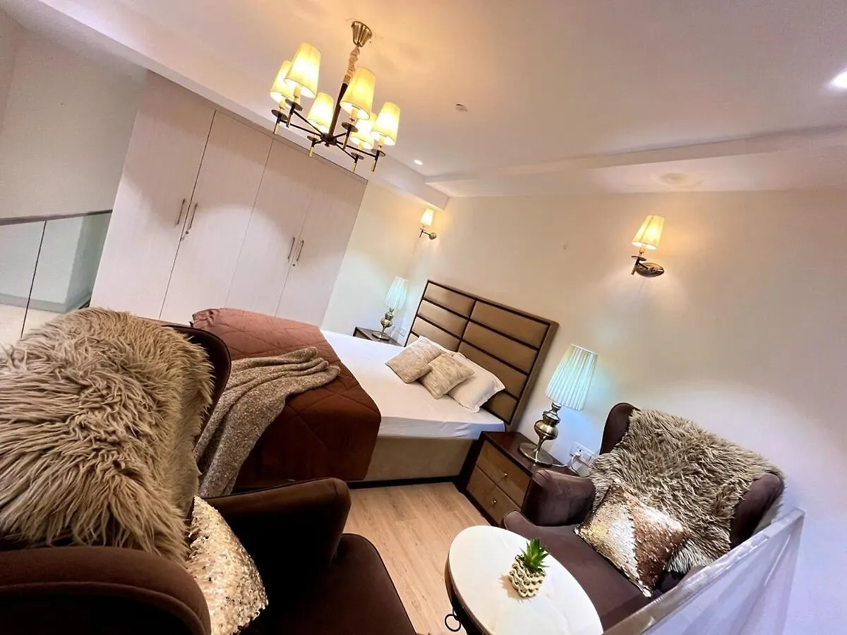 Apartmán Luxe Eleve Duplex 14Th Patio 4 Gurgáon Indie