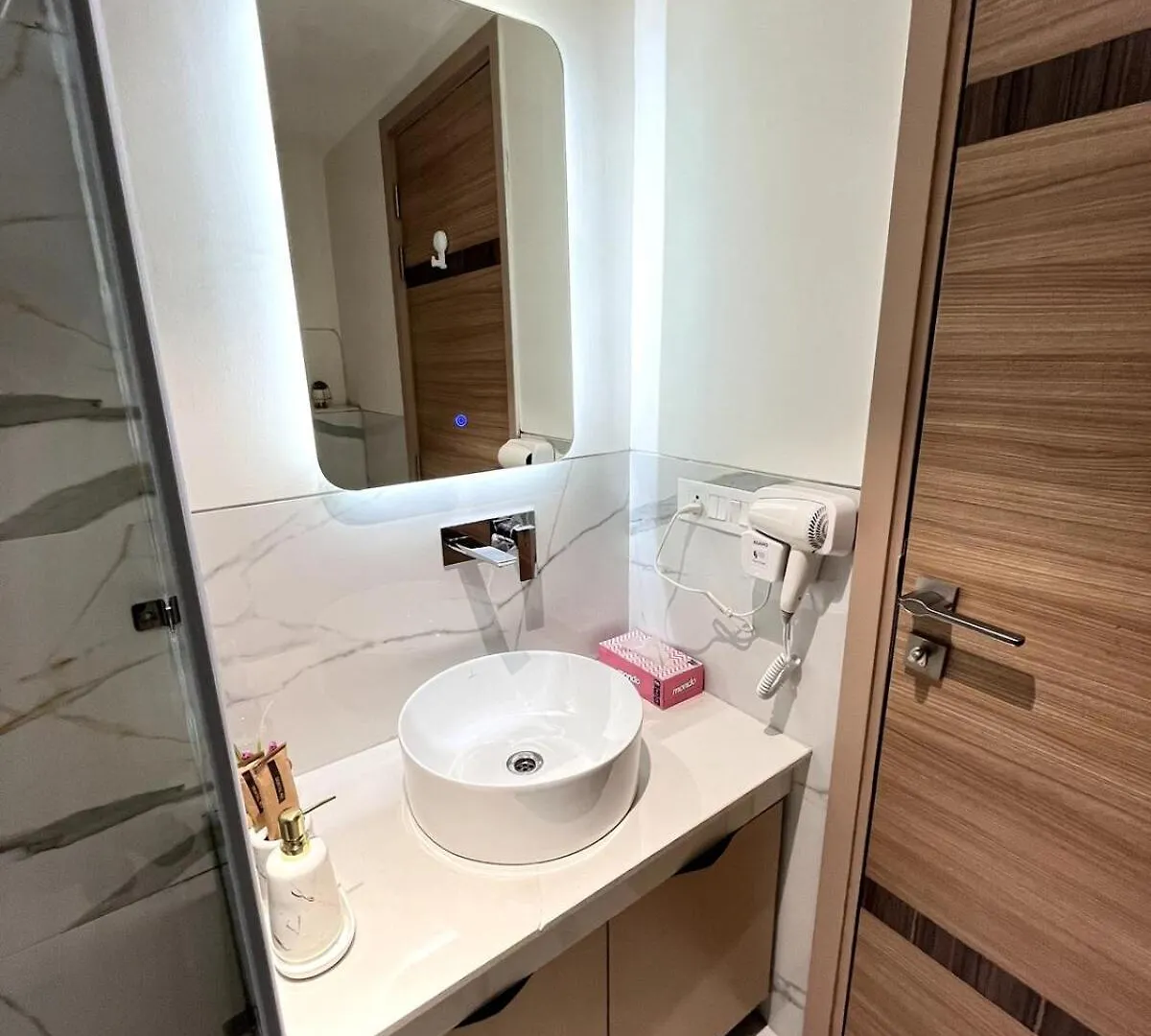 Apartmán Luxe Eleve Duplex 14Th Patio 4 Gurgáon